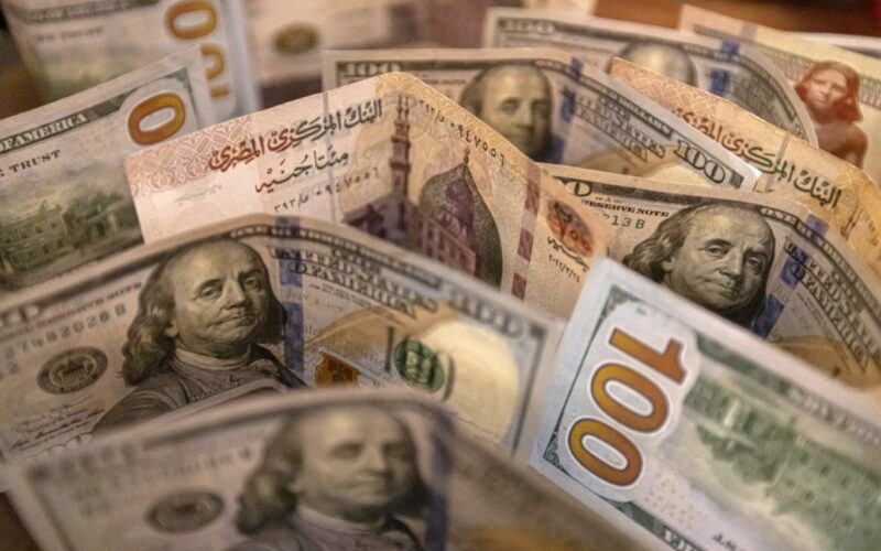 “ارتفاع الدولار من جديد”.. 500 دولار كم جنيه مصري في السوق السوداء اليوم الاثنين 15-7-2024 وجميع البنوك