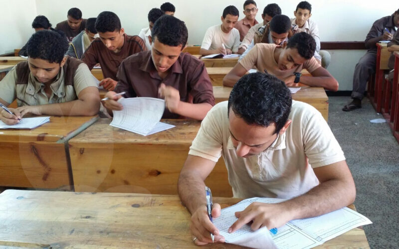 التعليم تُعلن موعد انتهاء امتحانات الثانوية العامة 2024 علمي وأدبي في كل المحافظات المصرية